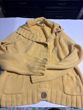 Chicos size 3 Cozy Yellow Button-Up Knit Cardigan
